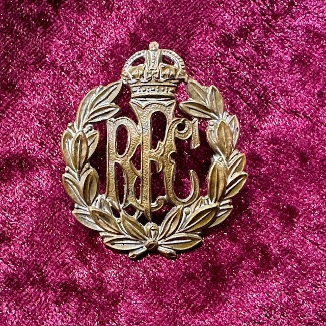 ***New In***Two (2) WW1 Royal Flying Corp Cap Badges.