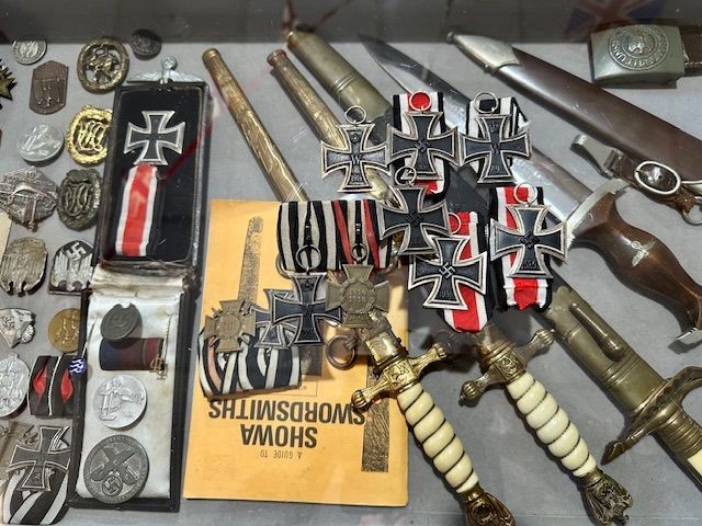 24/10/2025***New In***WW1 and WW2 EKII Iron Cross Collection.